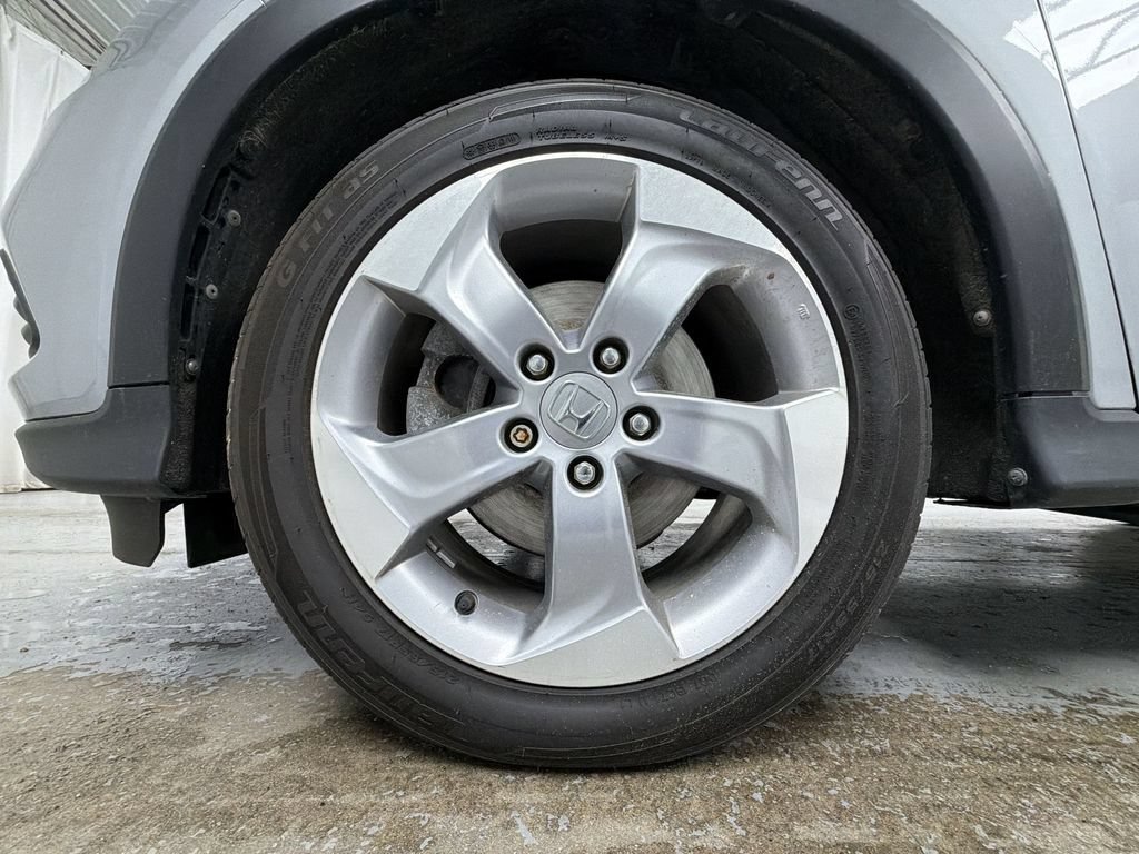Used 2021 Honda HR-V LX image 14