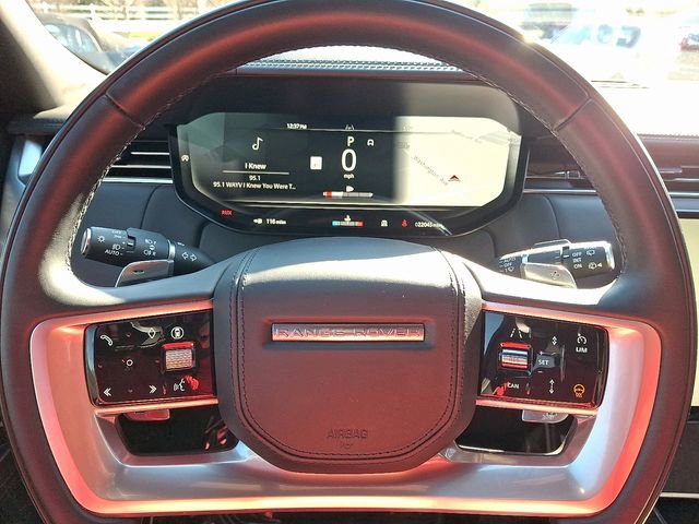Used 2025 Land Rover Range Rover Long Wheelbase Autobiography image 23