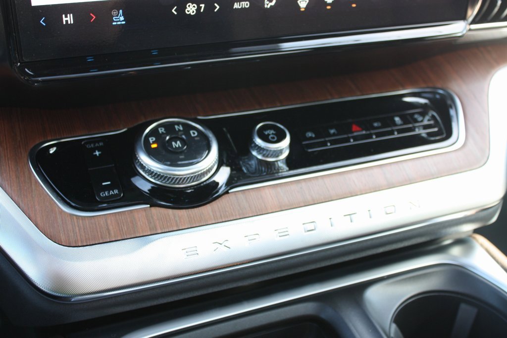 New 2025 Ford Expedition Max King Ranch image 28