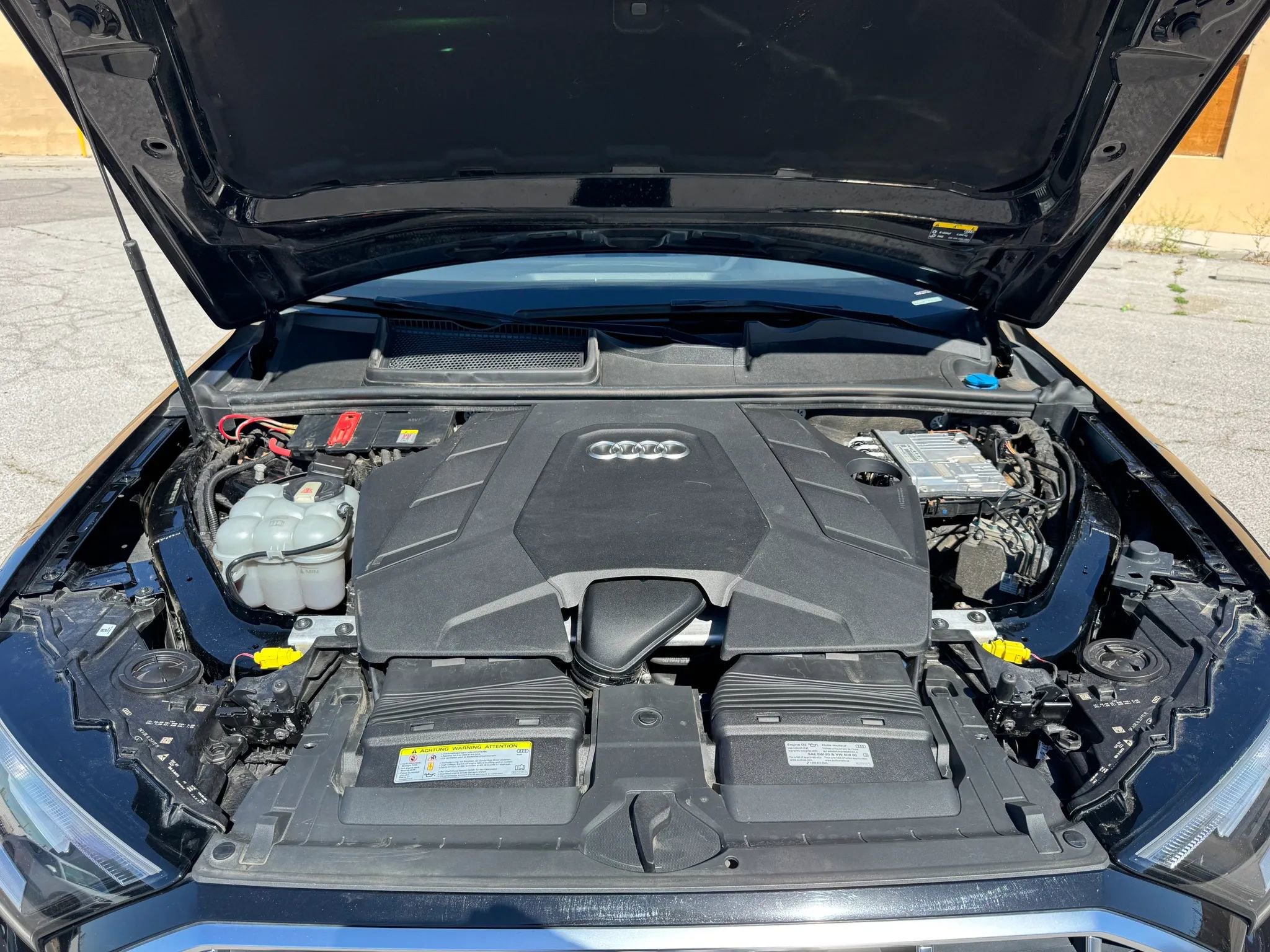 Used 2021 Audi Q7 3.0T Premium image 36