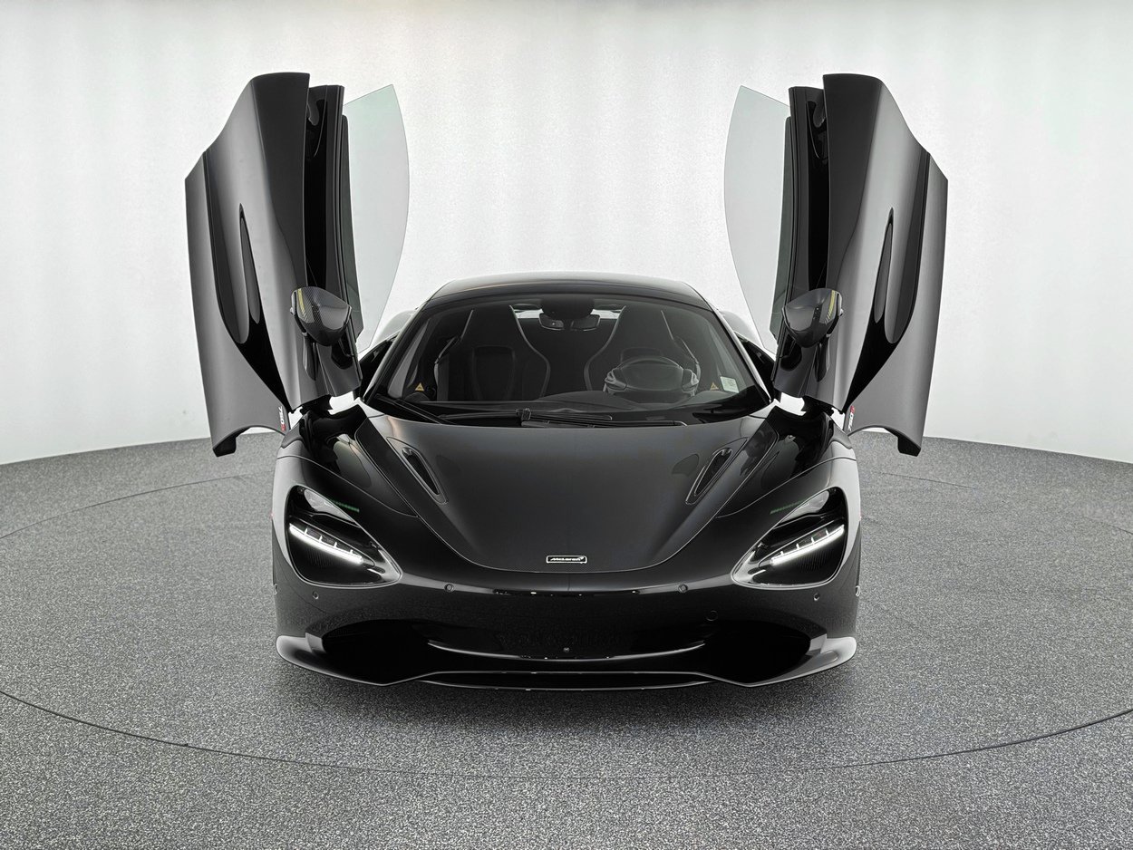 New 2026 McLaren 750S Spider RWD image 9