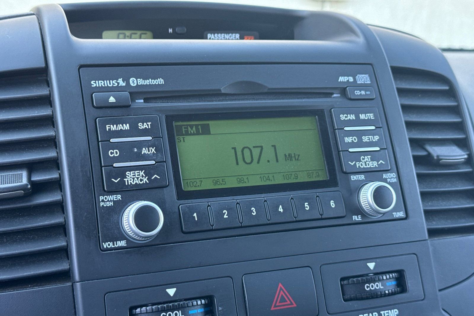 Used 2014 Kia Sedona LX FWD image 20