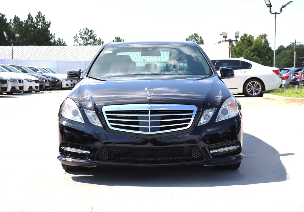 Used 2013 Mercedes-Benz E 350 BlueTEC Sedan image 2