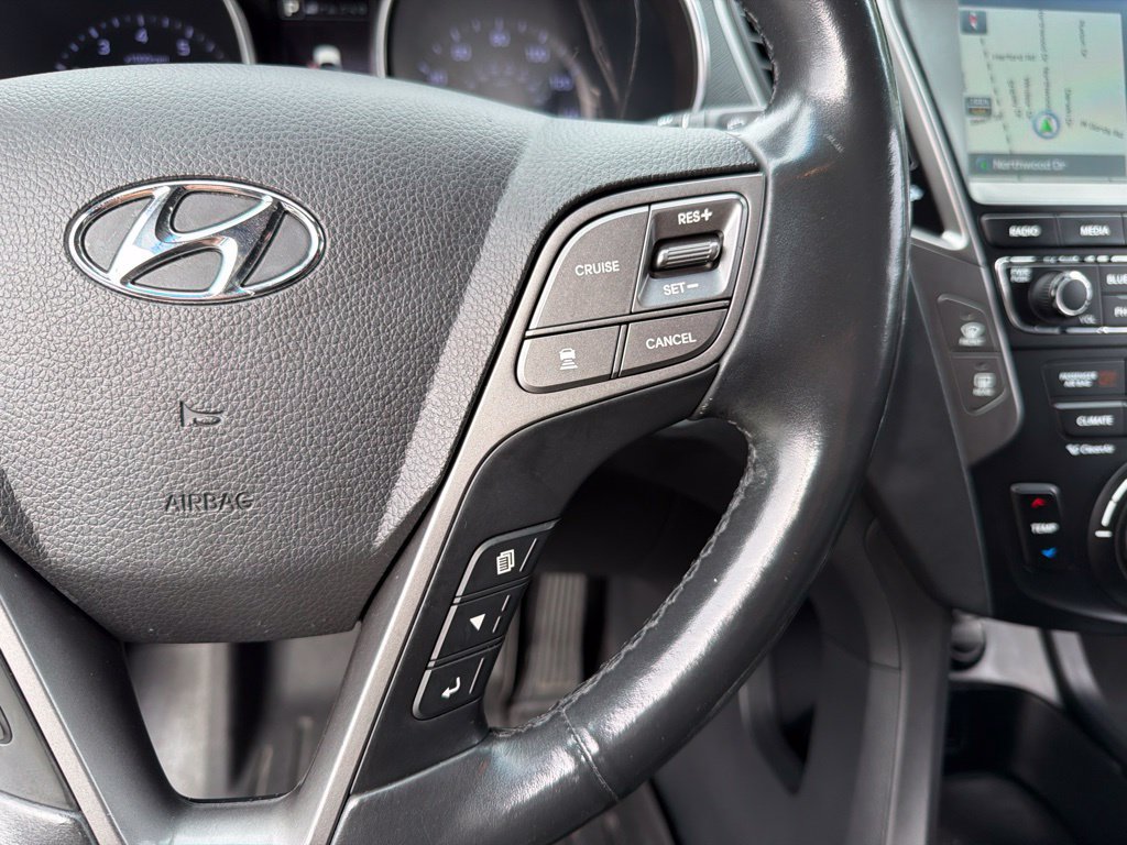 Used 2018 Hyundai Santa Fe Sport w/ 2.0T Ultimate Tech Package 05 AWD/4WD image 17