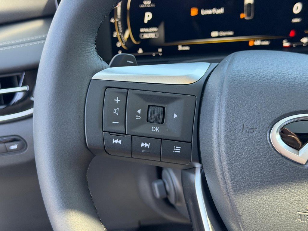 New 2026 INFINITI QX60 Luxe w/ Cargo Package image 17