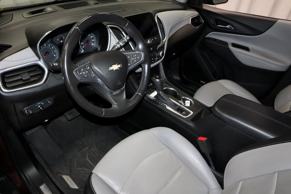 Used 2020 Chevrolet Equinox Premier w/ Premier True North Edition AWD/4WD image 26