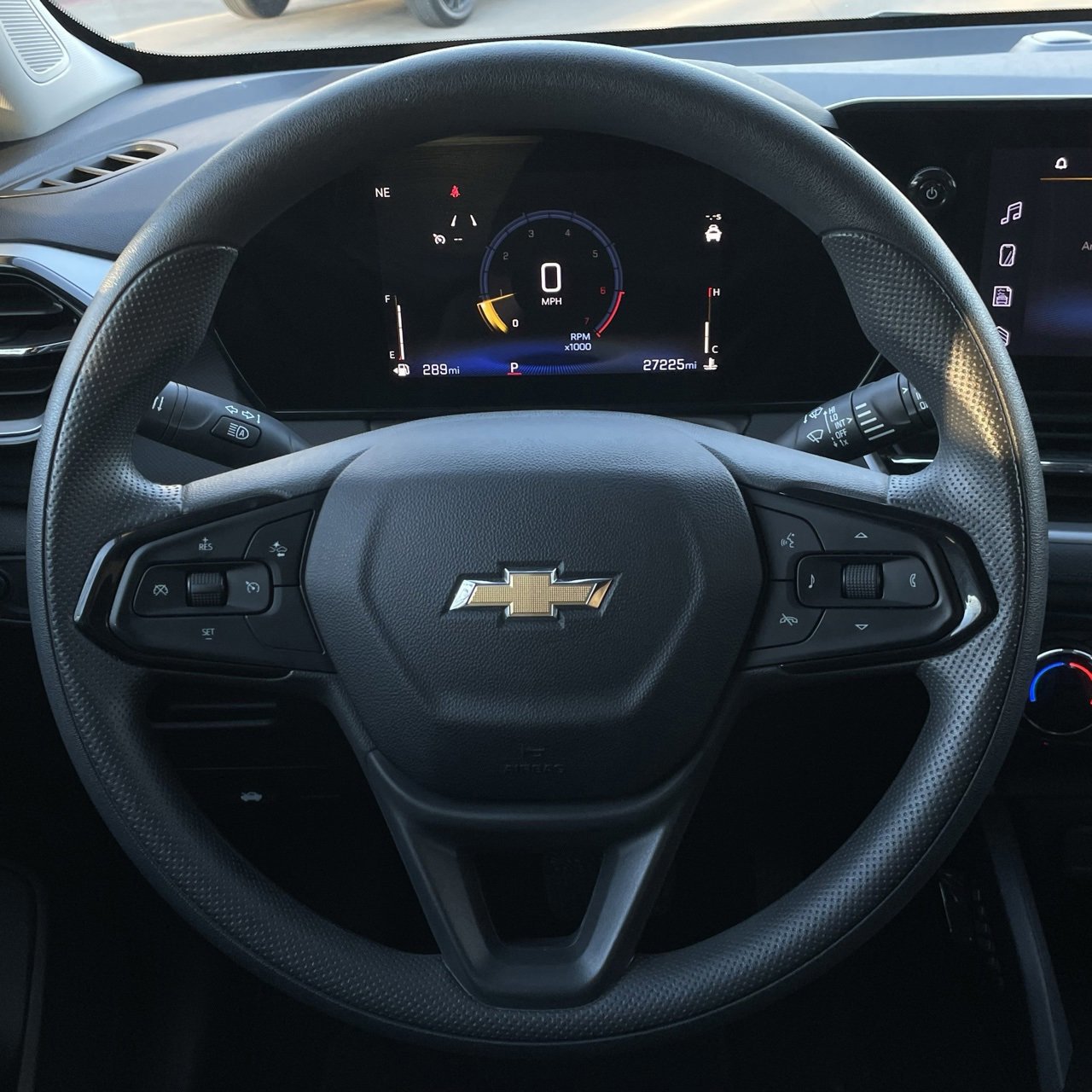 Used 2025 Chevrolet TrailBlazer LT image 13