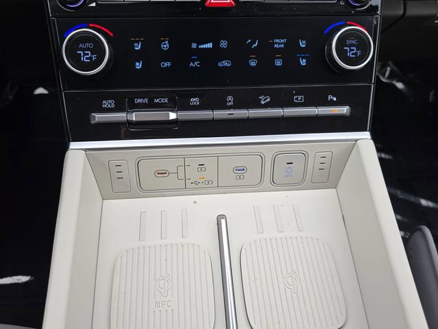 Used 2025 Hyundai Santa Fe Calligraphy image 18