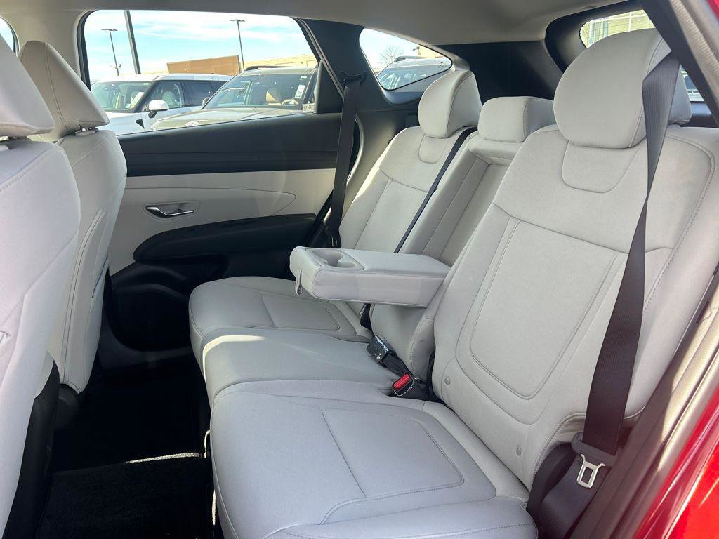 New 2026 Hyundai Tucson SE image 24