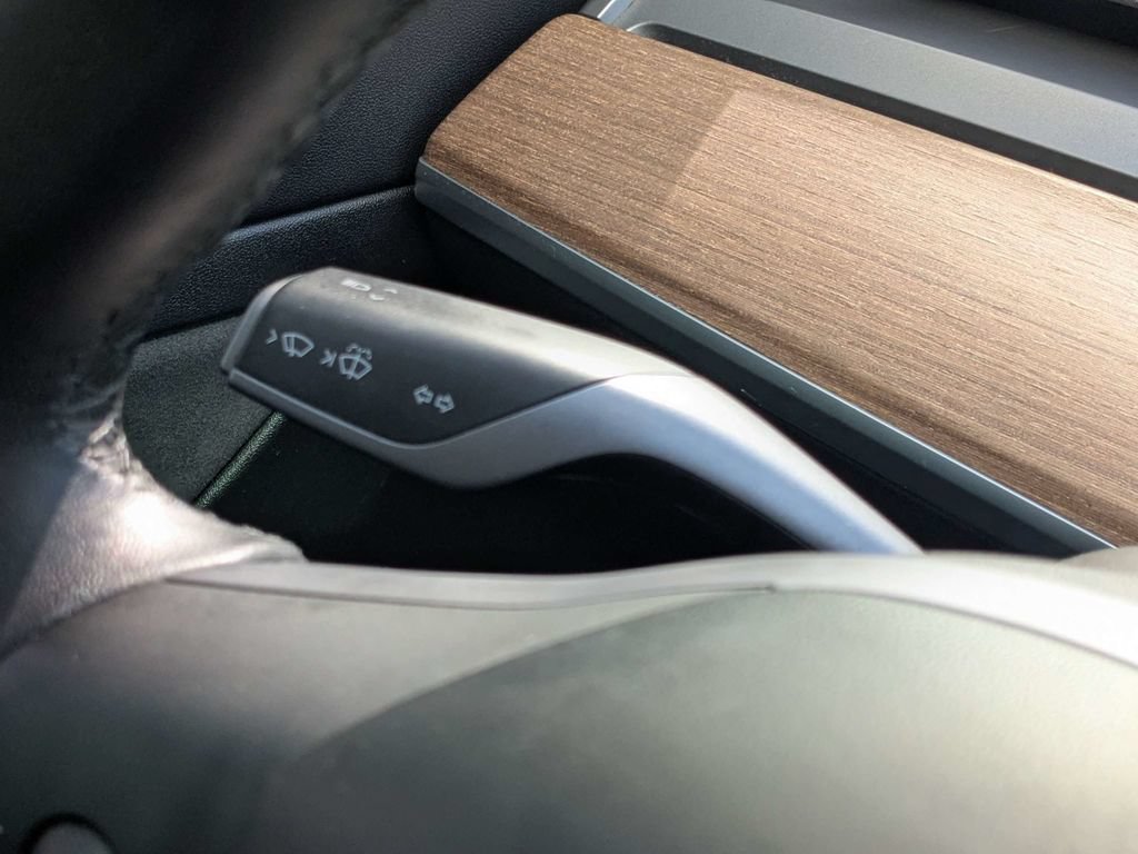 Used 2020 Tesla Model 3 Standard Range Plus RWD image 24