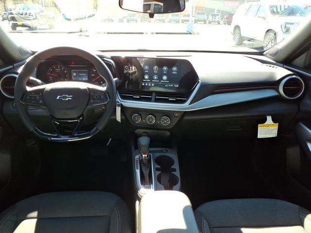 New 2026 Chevrolet Trax RS w/ Driver Confidence Package image 9
