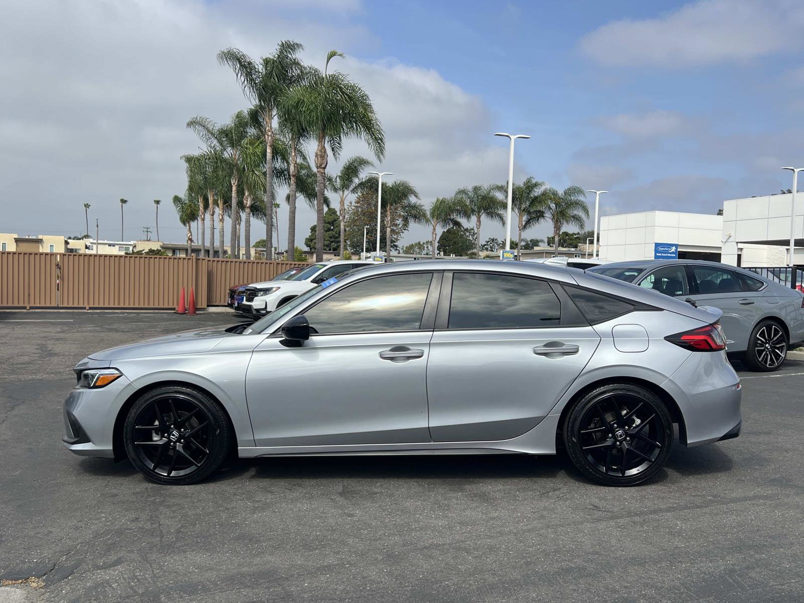 Used 2024 Honda Civic Sport image 2