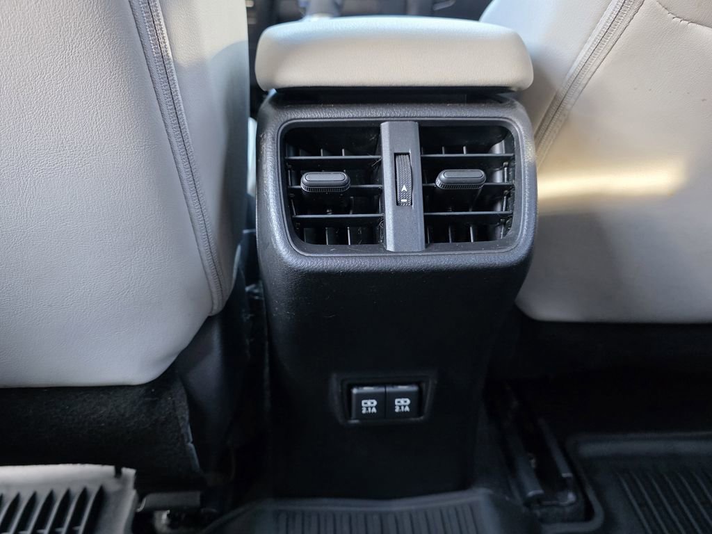 Used 2019 Lexus UX 200 w/ Premium Package image 18