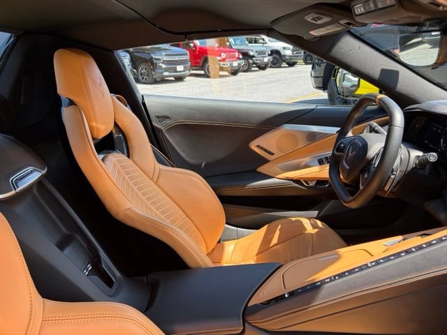 Used 2021 Chevrolet Corvette Stingray Preferred Conv w/ Z51 Performance Package RWD image 37