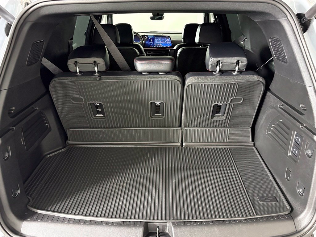 Certified 2026 Chevrolet Traverse RS w/ LPO, Floor Liner Package FWD image 43