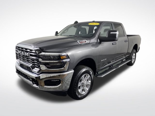 Used 2025 RAM 2500 Big Horn AWD/4WD image 12