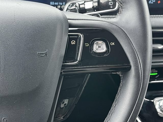 Used 2025 Lincoln Corsair FWD image 22