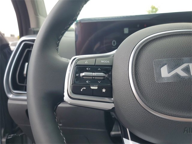 New 2025 Kia Sorento SX image 16