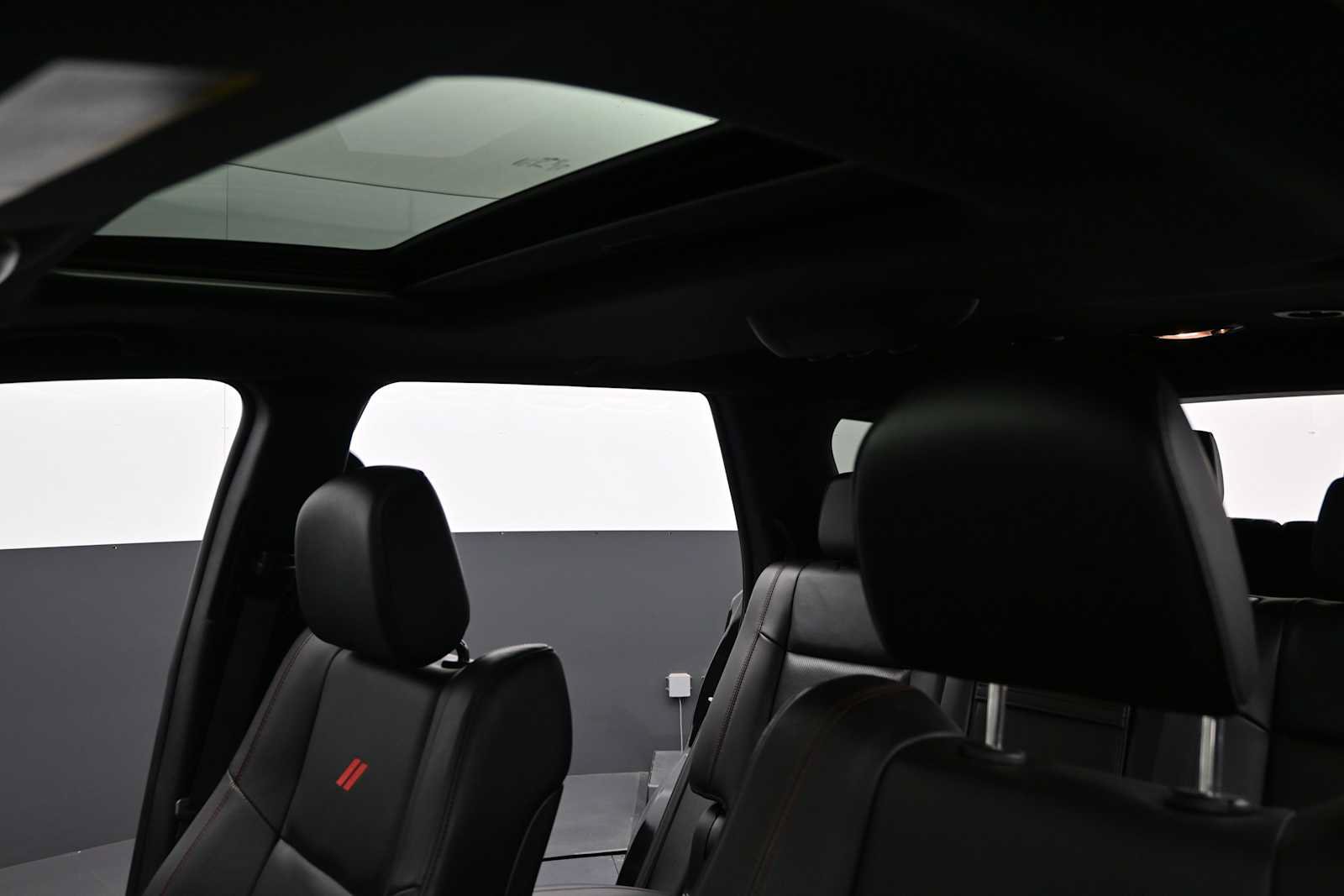 Used 2024 Dodge Durango GT AWD/4WD image 11