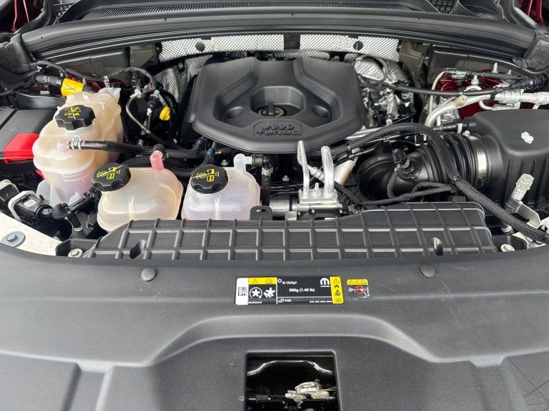 Used 2023 Jeep Grand Cherokee 4WD 4xe image 39