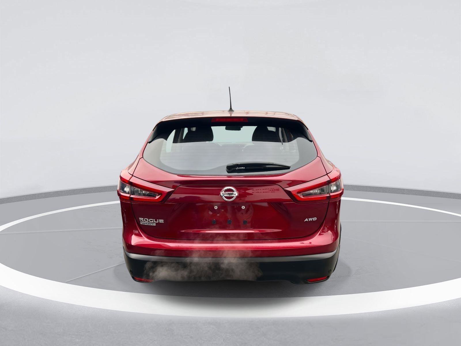 Used 2022 Nissan Rogue Sport S image 6