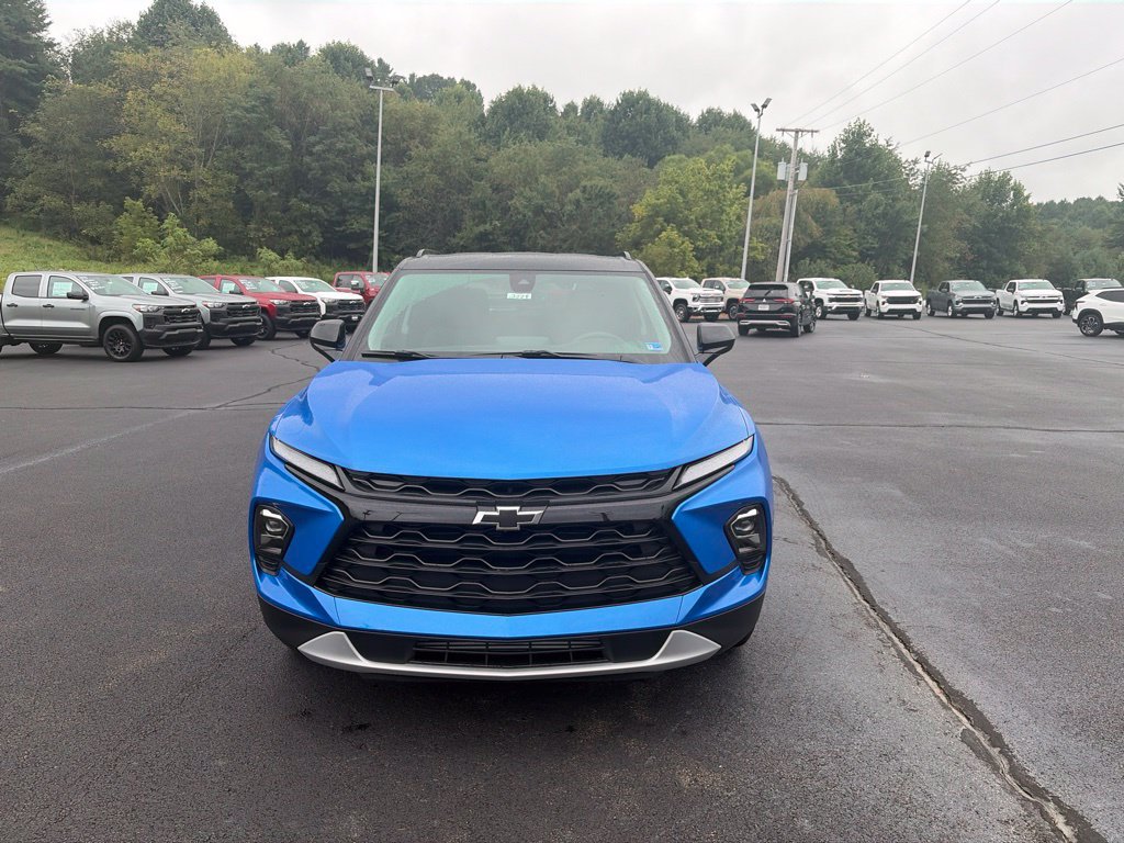New 2026 Chevrolet Blazer LT w/ Convenience Package AWD/4WD image 3