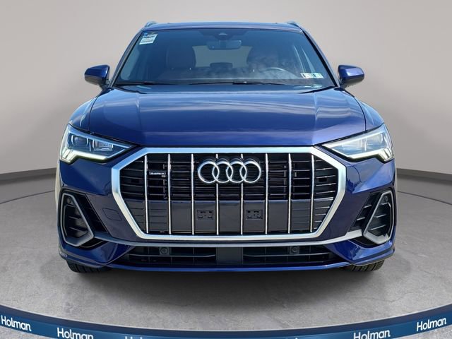 Used 2025 Audi Q3 2.0T Premium w/ Convenience Package AWD/4WD image 3