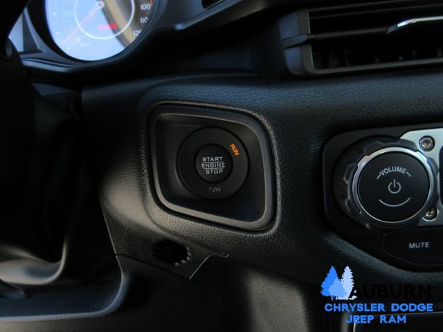 New 2026 Jeep Gladiator Sport AWD/4WD image 11