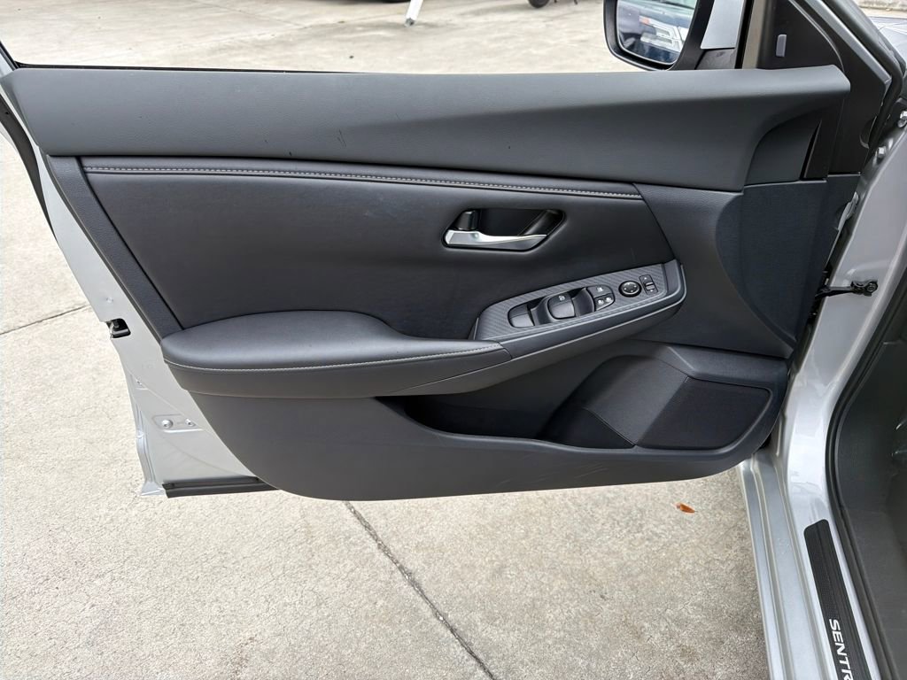 Used 2023 Nissan Sentra SV w/ All-Weather Package image 16