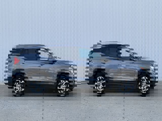 Used 2020 GMC Terrain SLE image 3