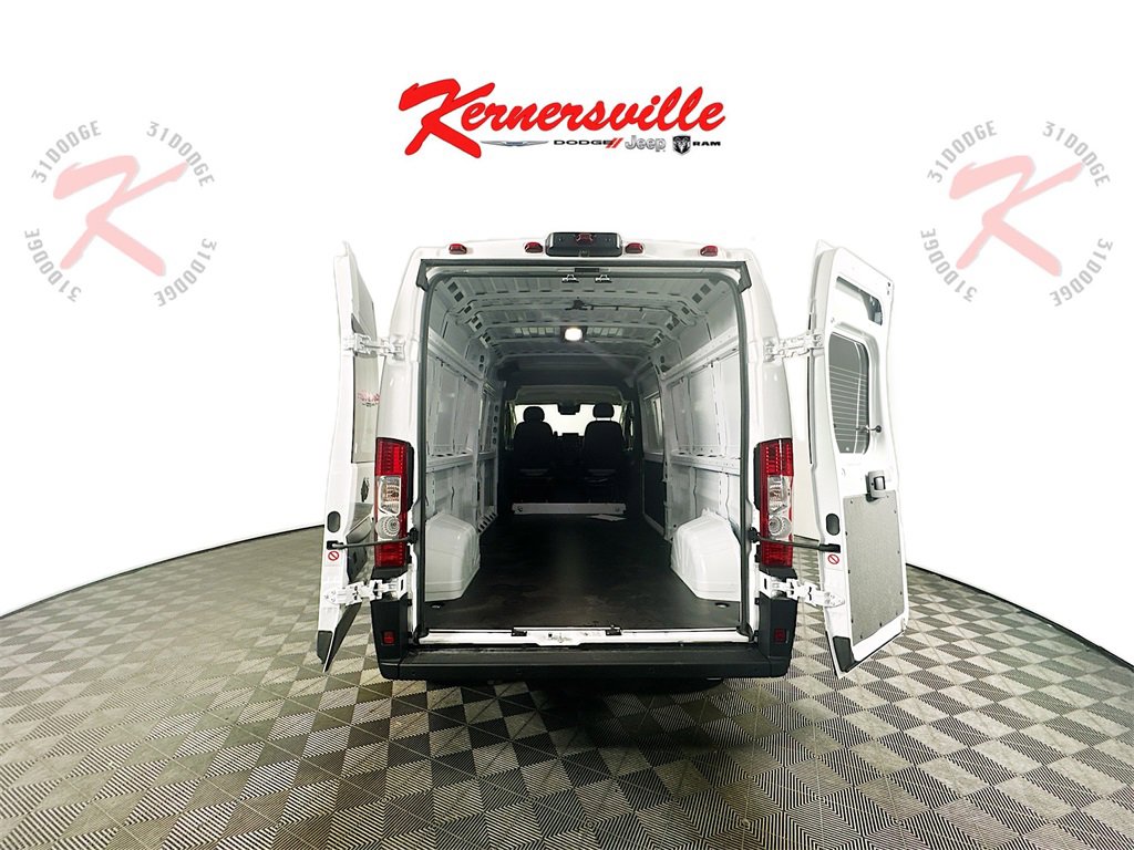 New 2025 RAM ProMaster 2500 w/ Premium Convenience Group image 16