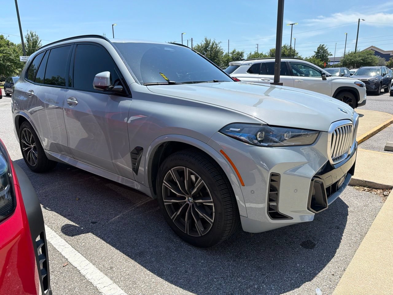 Used 2024 BMW X5 sDrive40i w/ M Sport Package RWD image 5