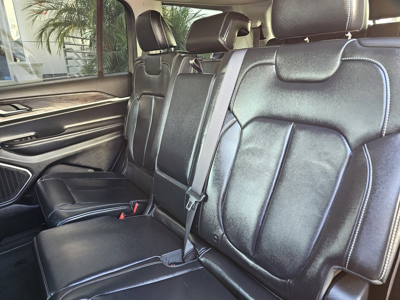 Used 2021 Jeep Grand Cherokee L Limited image 24