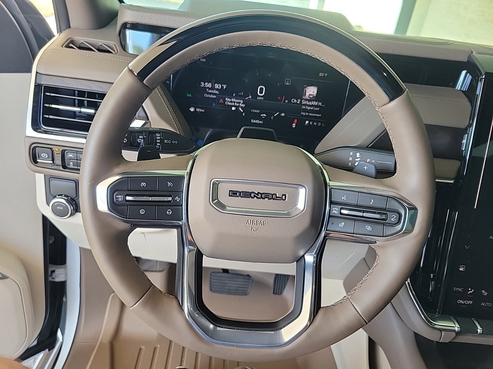 Used 2026 GMC Yukon Denali w/ Denali Reserve Package RWD image 26