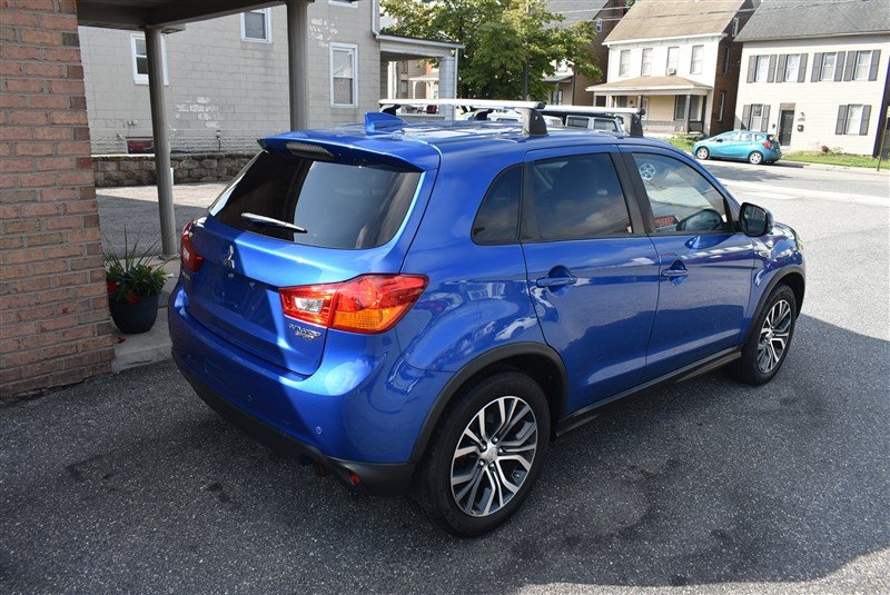 Used 2017 Mitsubishi Outlander Sport ES FWD image 4
