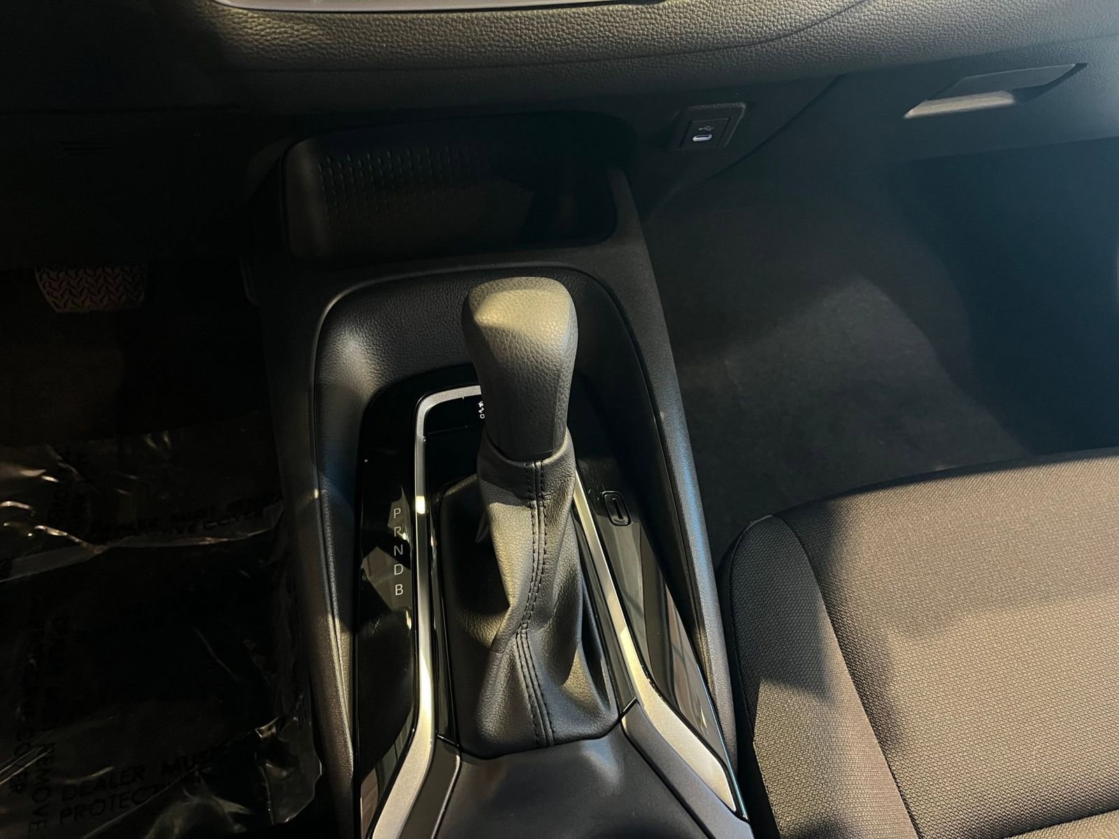 Used 2025 Toyota Corolla LE image 41