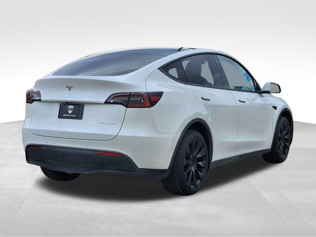 Used 2022 Tesla Model Y Long Range AWD/4WD image 8
