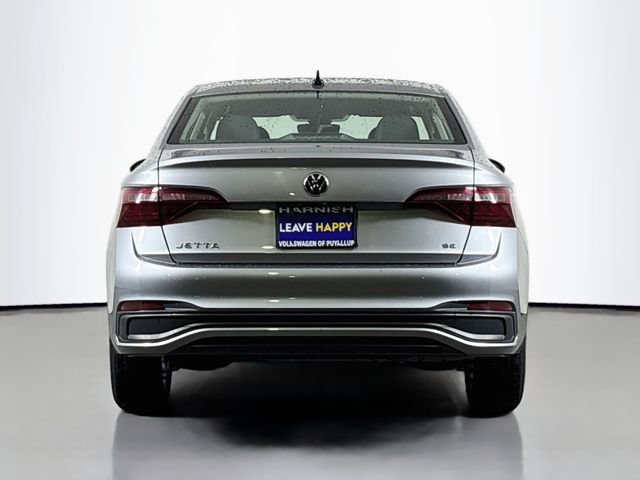 Certified 2024 Volkswagen Jetta SE FWD image 6