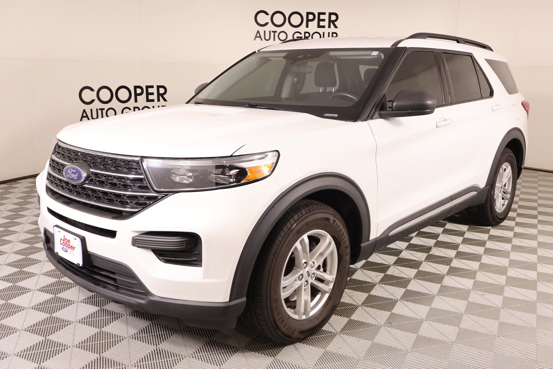 Used 2023 Ford Explorer XLT RWD image 10