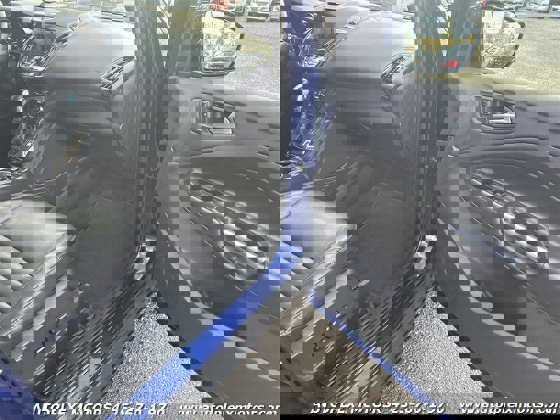 Used 2015 Ford Escape Titanium w/ Equipment Group 301A image 9