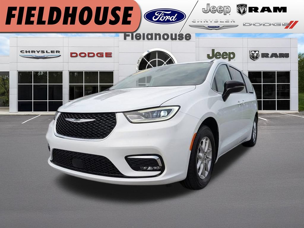 Used 2024 Chrysler Pacifica Touring-L