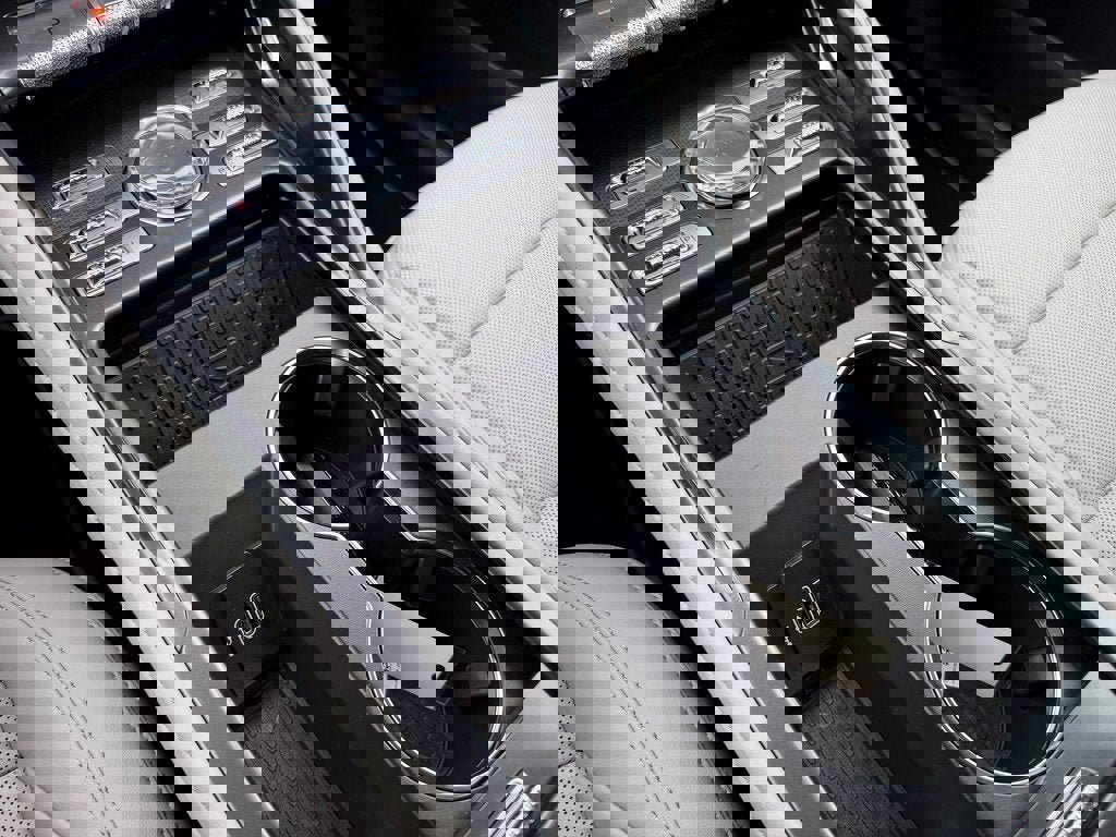 New 2026 Lincoln Nautilus Premier w/ Jet Appearance Package image 32