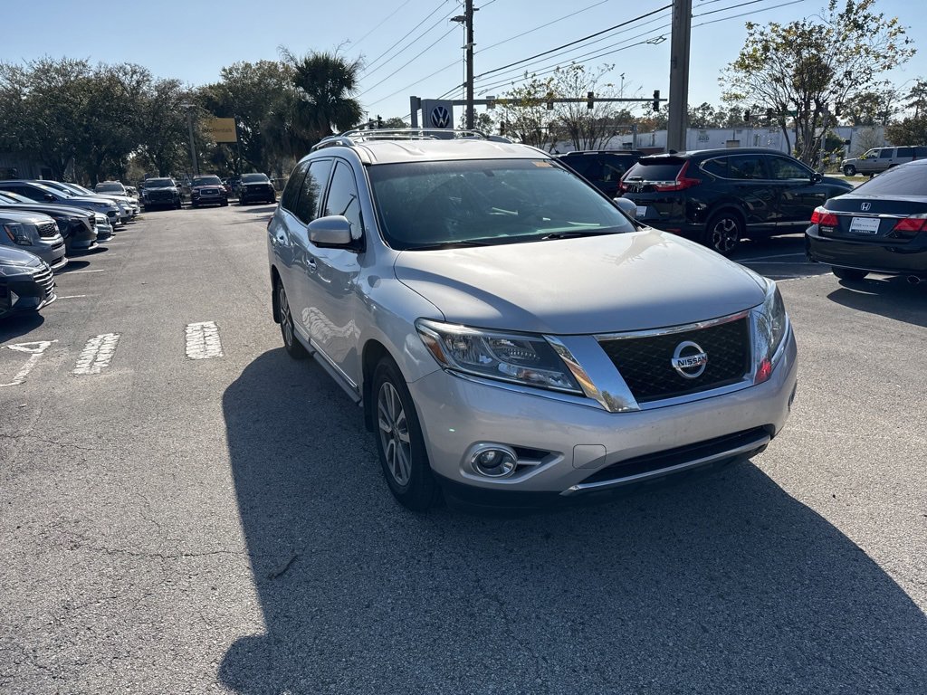 Used 2015 Nissan Pathfinder SL w/ SL Tech Package image 13