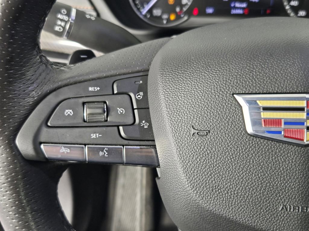 Used 2023 Cadillac XT4 Sport w/ Cold Weather Package FWD image 31