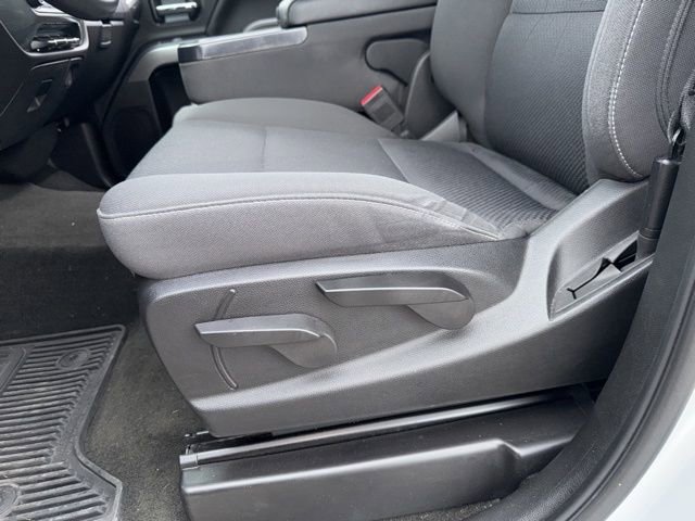 Used 2018 Chevrolet Silverado 1500 LT image 33