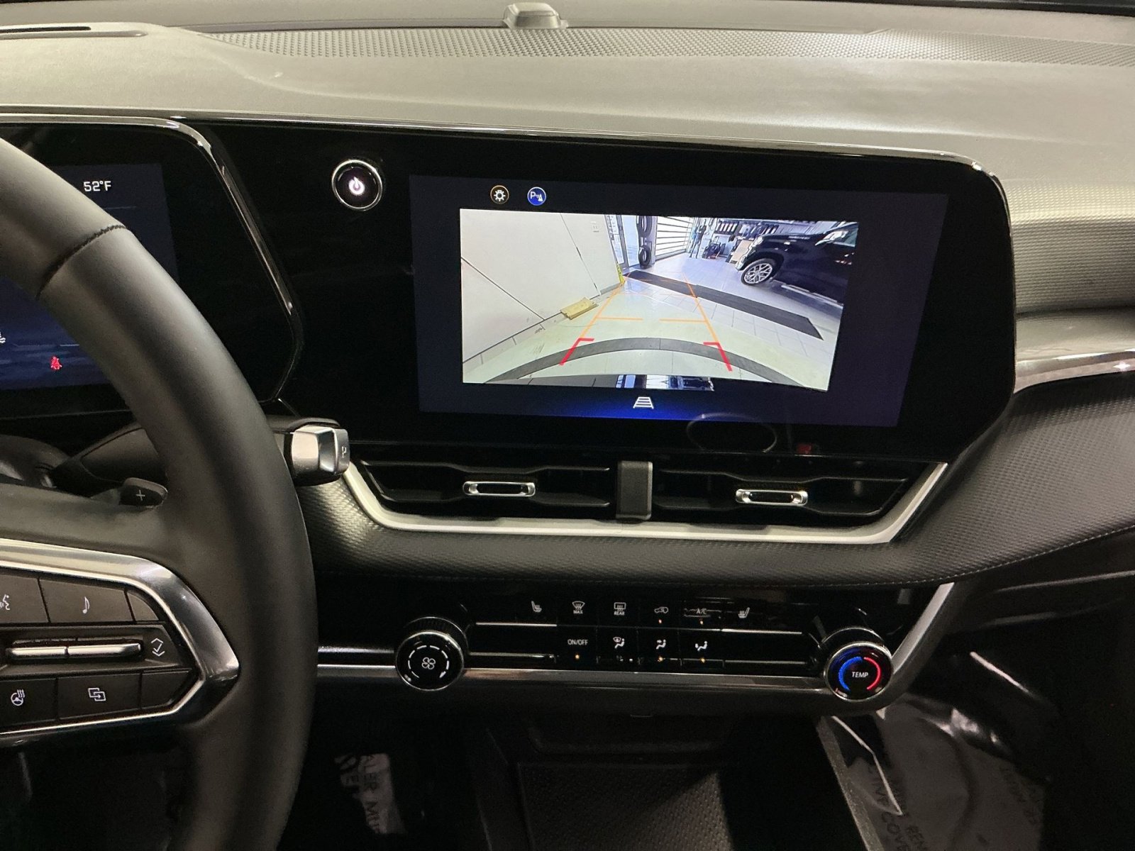 Used 2025 Chevrolet Equinox LT image 27