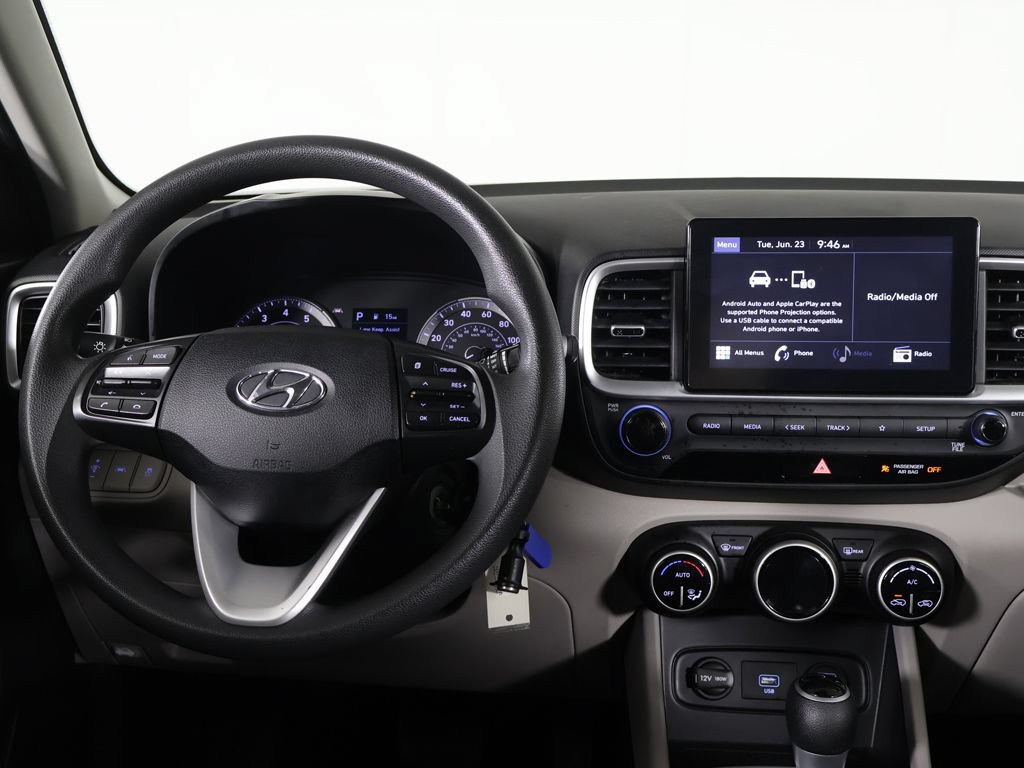 Used 2020 Hyundai Venue SEL FWD image 27