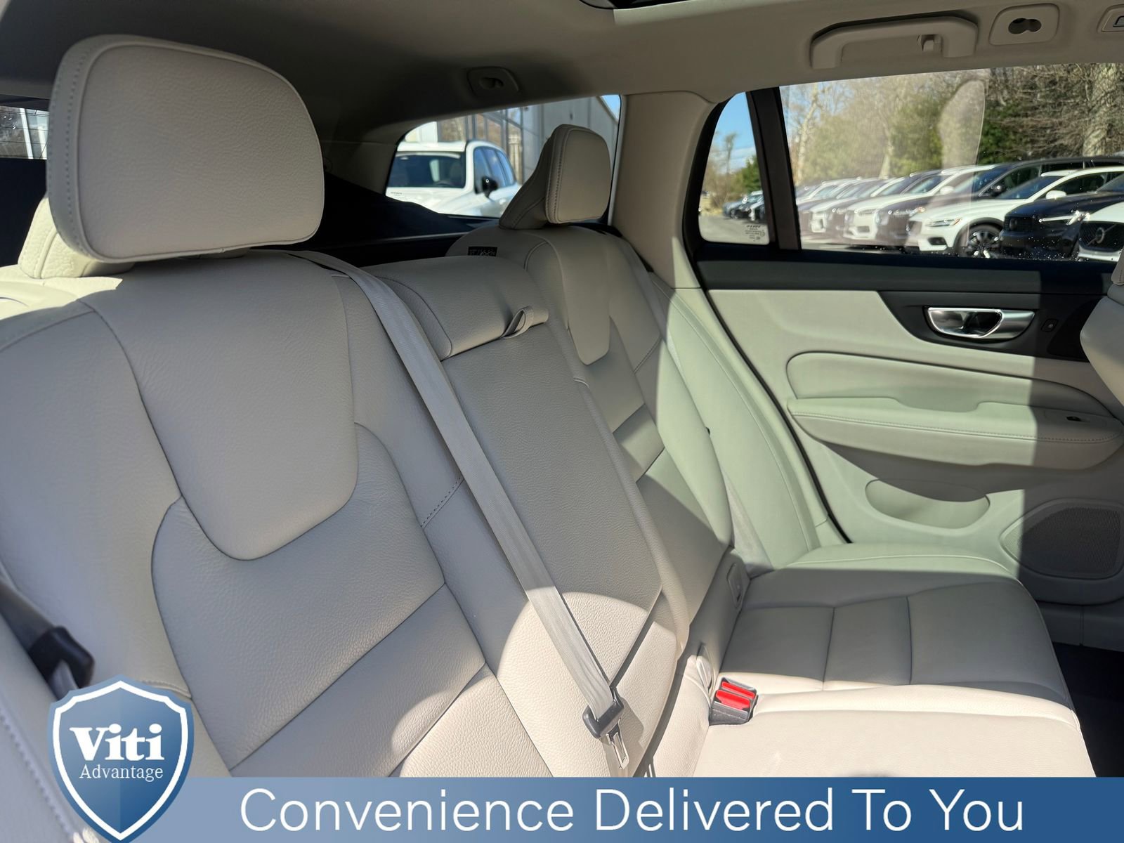 Certified 2025 Volvo V60 B5 Cross Country Plus AWD/4WD image 27