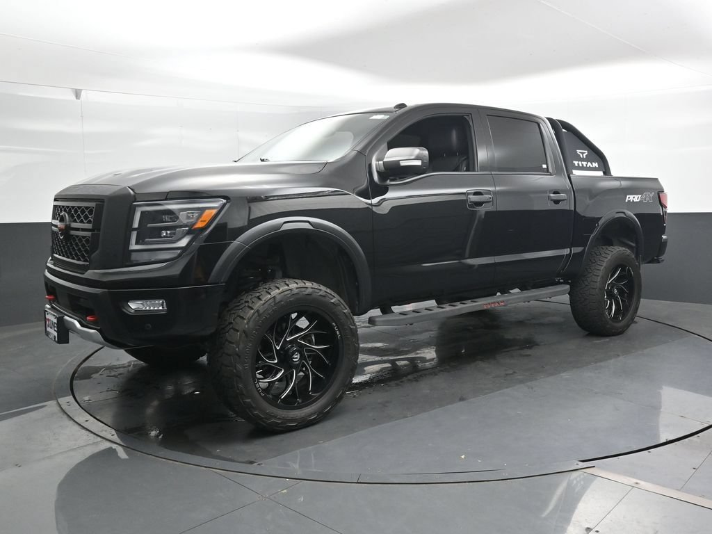 Used 2021 Nissan Titan PRO-4X w/ Pro-4x Convenience Package AWD/4WD image 9