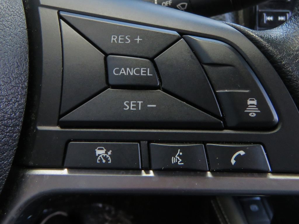 Certified 2023 Nissan Kicks SV FWD image 15